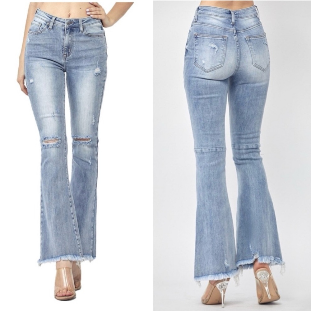 RISEN High Rise Women Flare Leg Jeans Stretchy Distressed Size 26 Light Wash